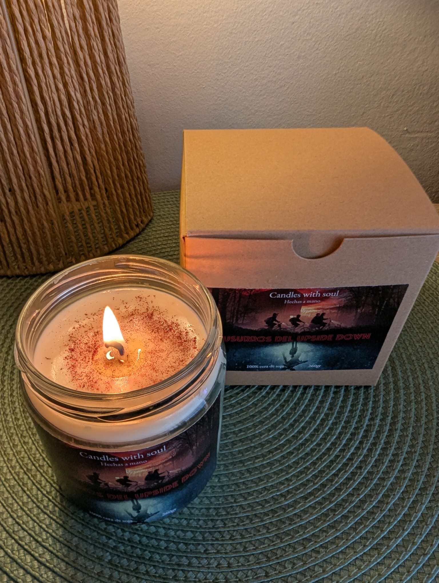 Vela Aromática "Susurros del Upside Down"(Stranger Things)